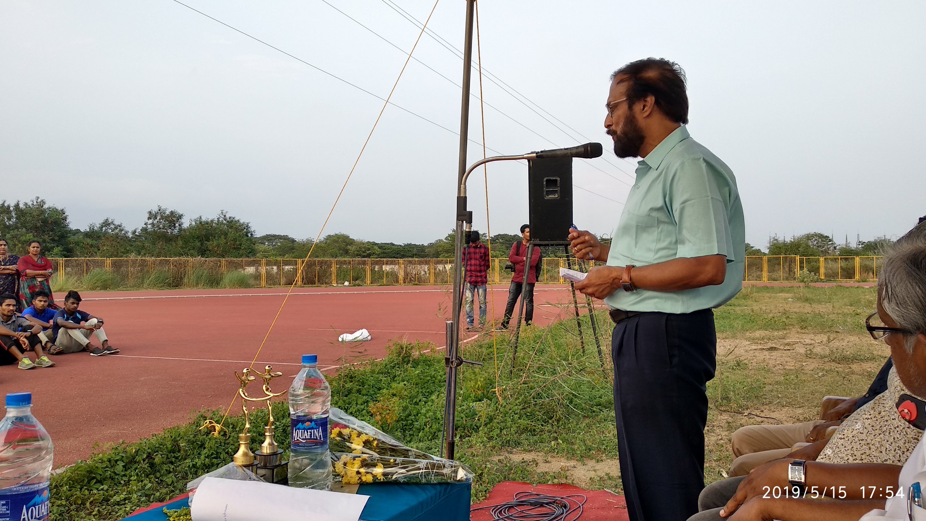Dr Ravi G Nair , Senior Orthopedic Surgeon, speaking at the event 